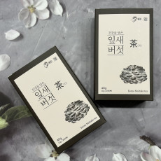 잎새버섯 가득 담은 차